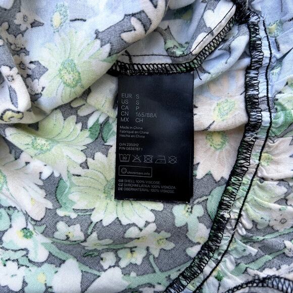 H&M Collared Floral Dress Long Sleeve Black, Blue Prairie Cottage Core Small - Picture 7 of 8